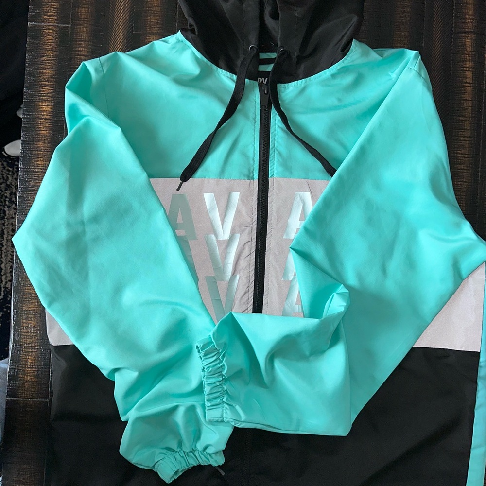 Men’s windbreaker